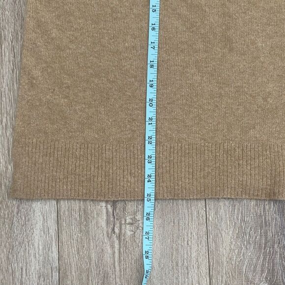 J Crew Extra Soft Yarn Wool Blend Crewneck Sweater Size Large Style BU223 - Picture 12 of 12